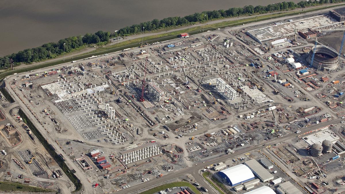 See the Shell ethane cracker plant rise from the ground in Beaver