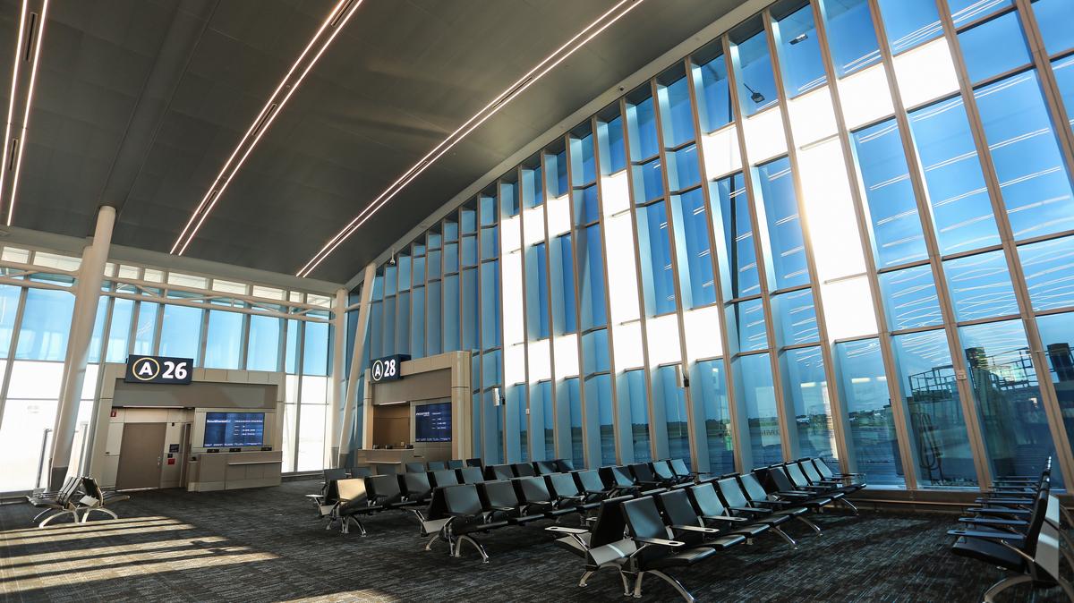 Charlotte Douglas International Airport - CLT - SPANX is now open