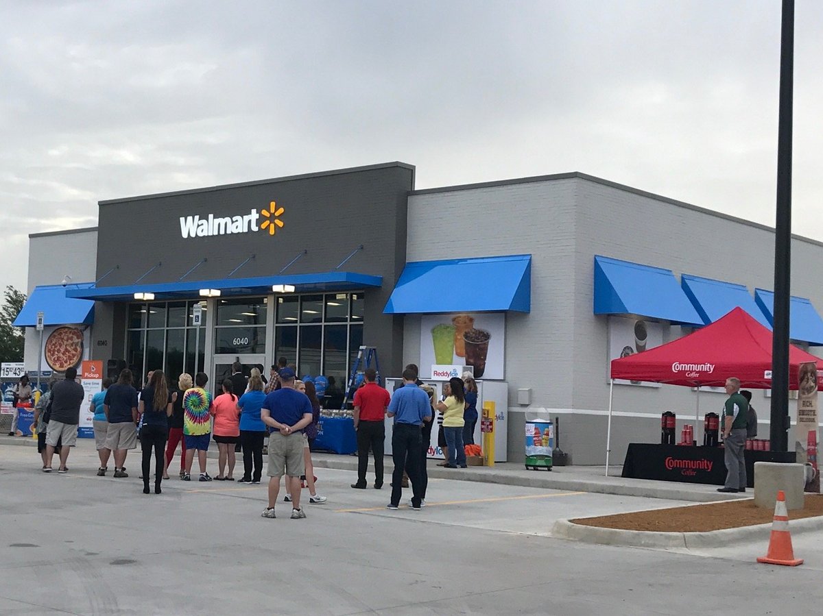 New Walmart supercenter opens in Las Vegas Valley