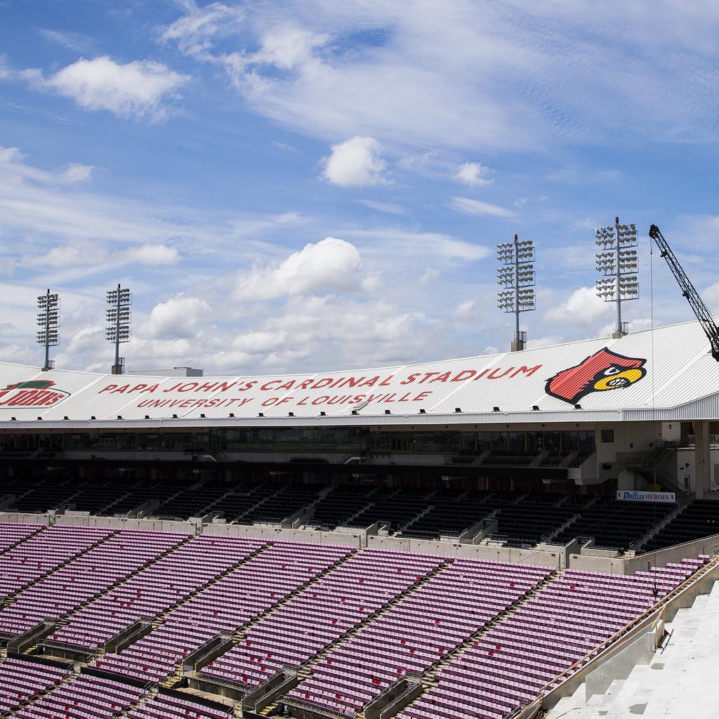 Men's Stadium Athletic Charcoal Louisville Cardinals Arch & Logo