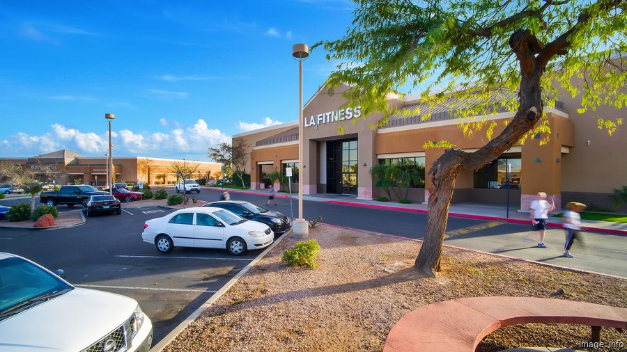 Elliot Plaza in Tempe sells for 26.1 million Phoenix Business Journal