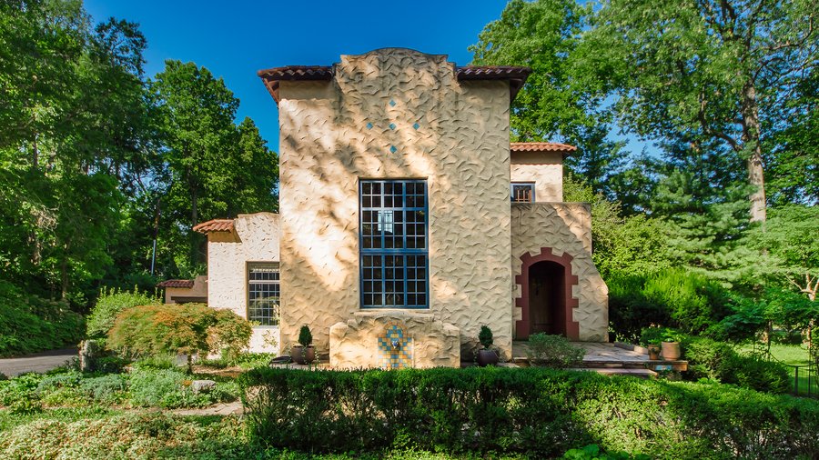Photo tour Cool Spanish Revival home with mysterious origin for sale
