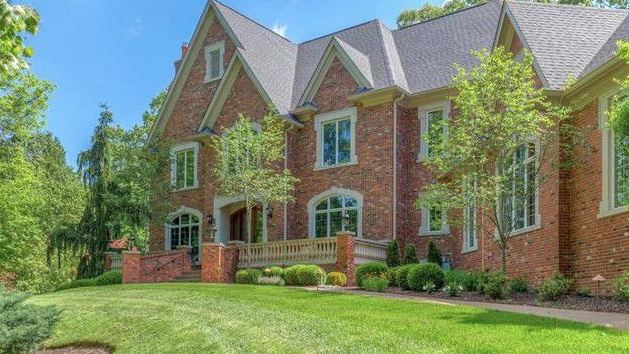 Former St. Louis Cardinals player Andy Van Slyke buys Ladue home