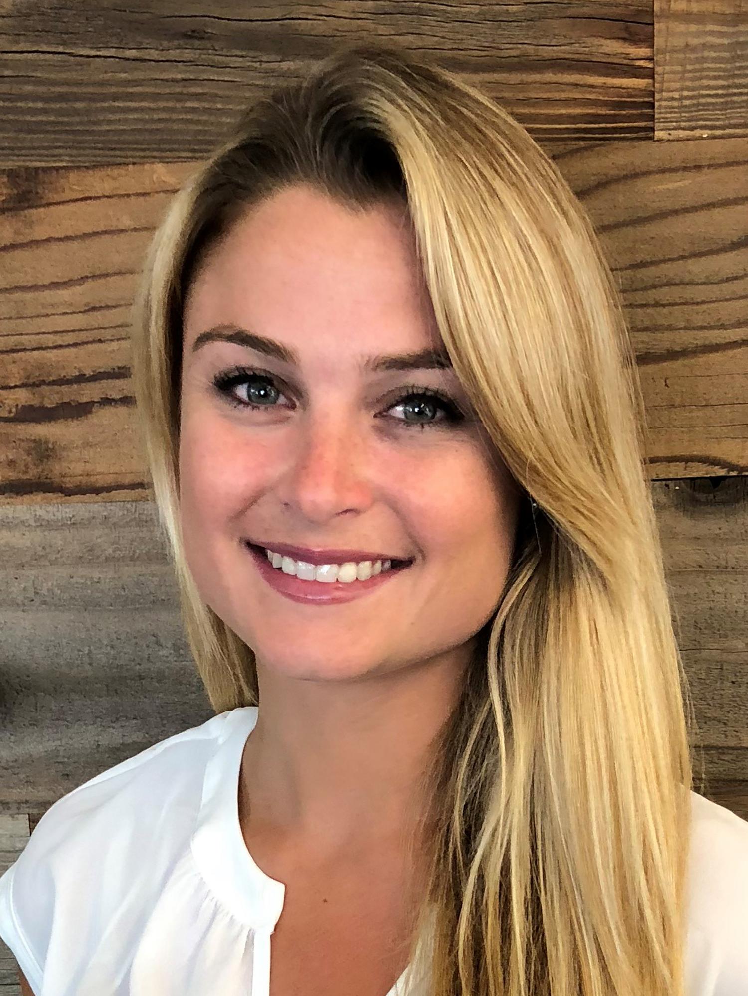 5 Things You Need To Know About Kaitlyn Krems' Next Big Move - tjzf9sa
