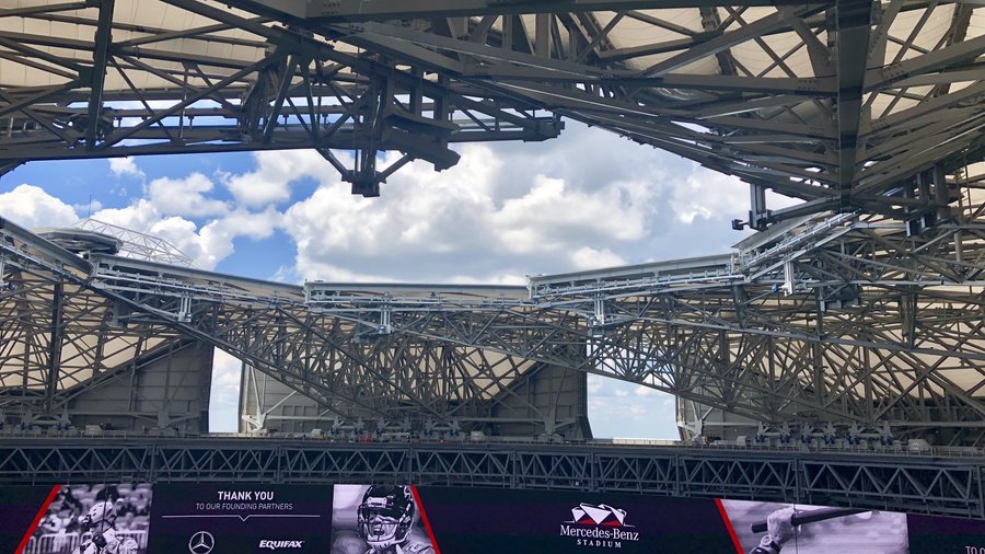 Roof at Mercedes-Benz Stadium in Atlanta finally open for business