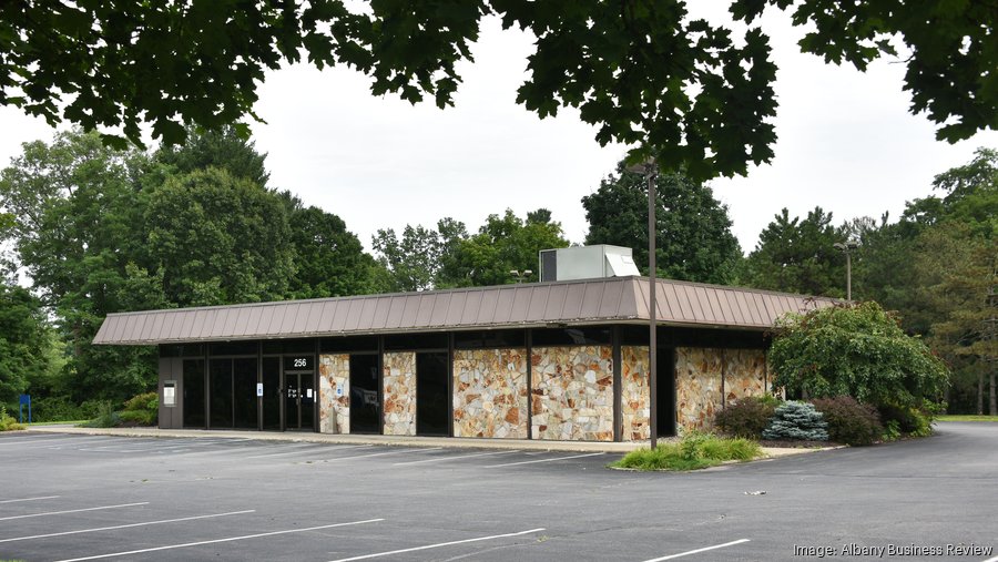 Charles Hoffman Sr. wants to build medical office building at corner of