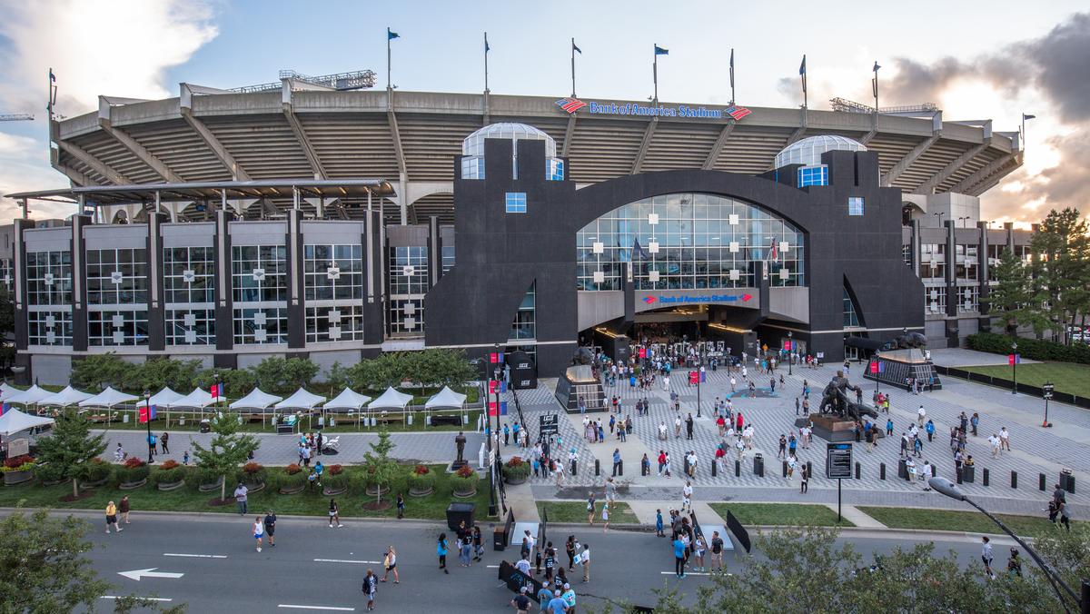 The Significance of Bank of America Stadium's Switch to Synthetic Turf -  Charlotte Magazine