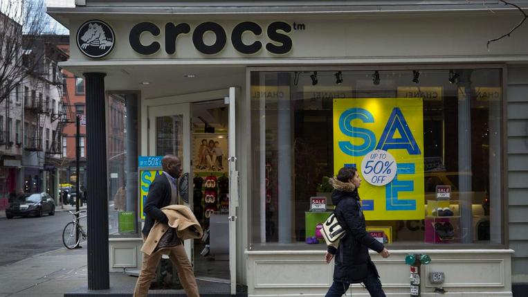 crocs retail store