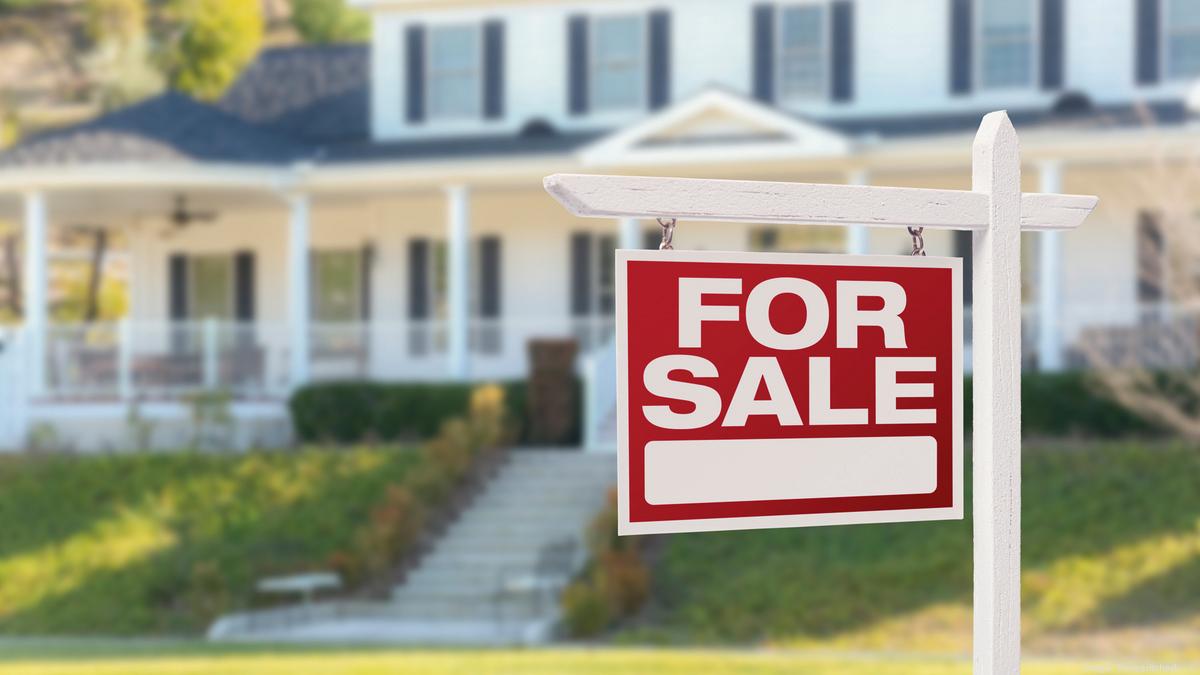 Elma Estate Sells For 1 38 Million Depew Ave Sale Sets Benchmark Buffalo Business First