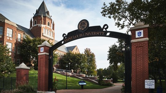 20161011 SLU Cook Hall Gateway 001