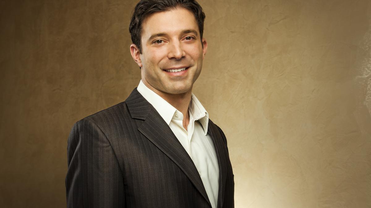 Health Care Heroes Physican Finalist Dr. Pablo Prichard, senior