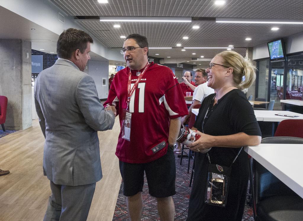 Arizona Cardinals award new naming rights deal for stadium