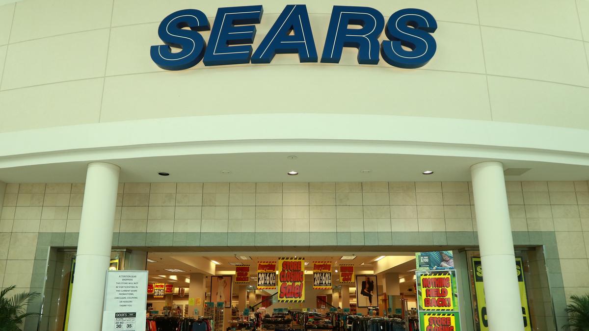 Sears Is Closing Its University Mall Store In Tampa Tampa Bay