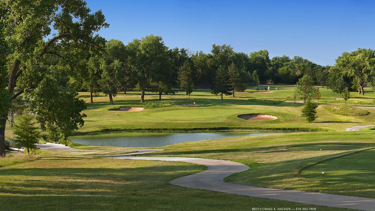 Wichita developer eyes purchase of public golf course Wichita