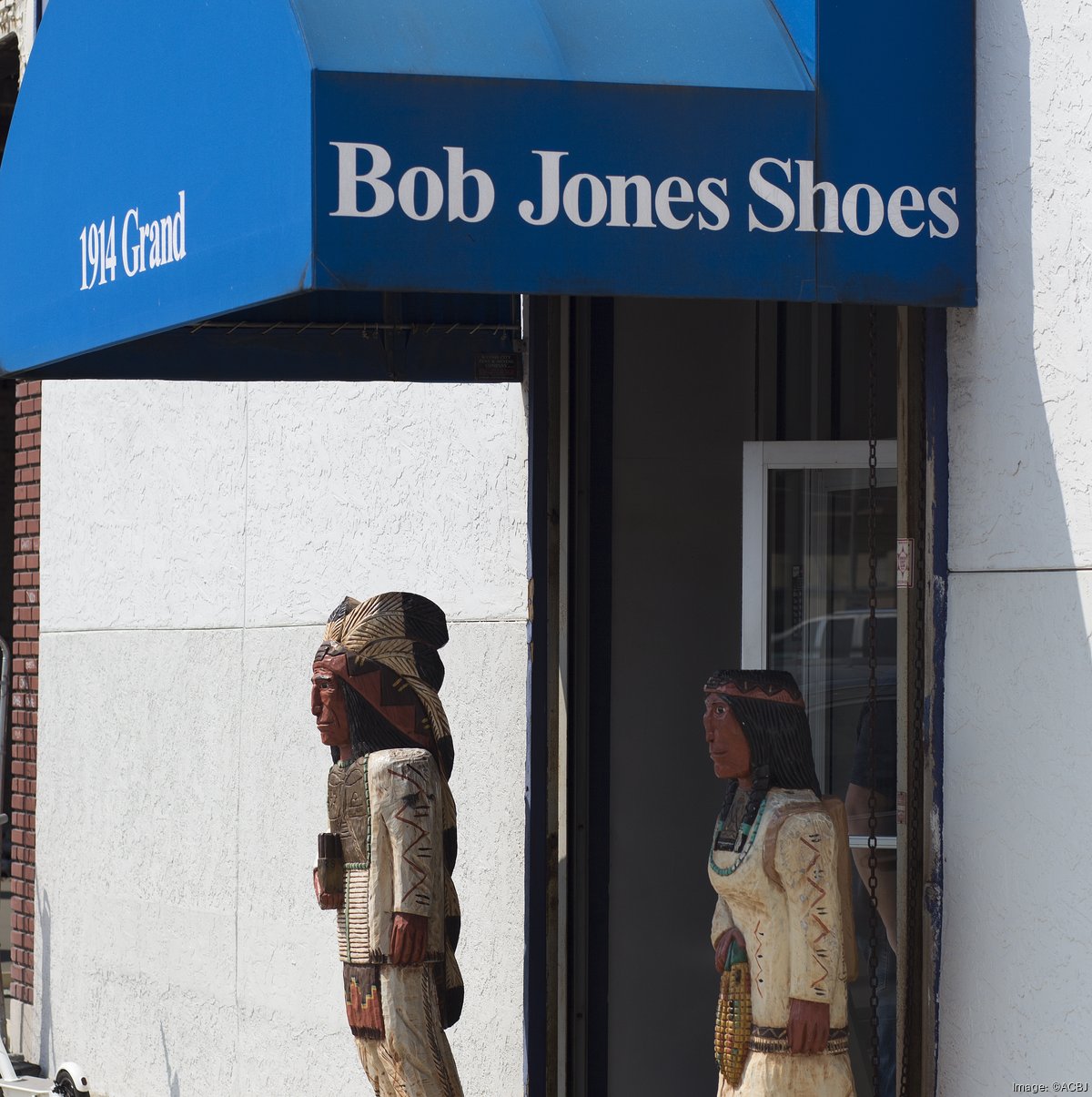 Bob's on sale shoe outlet