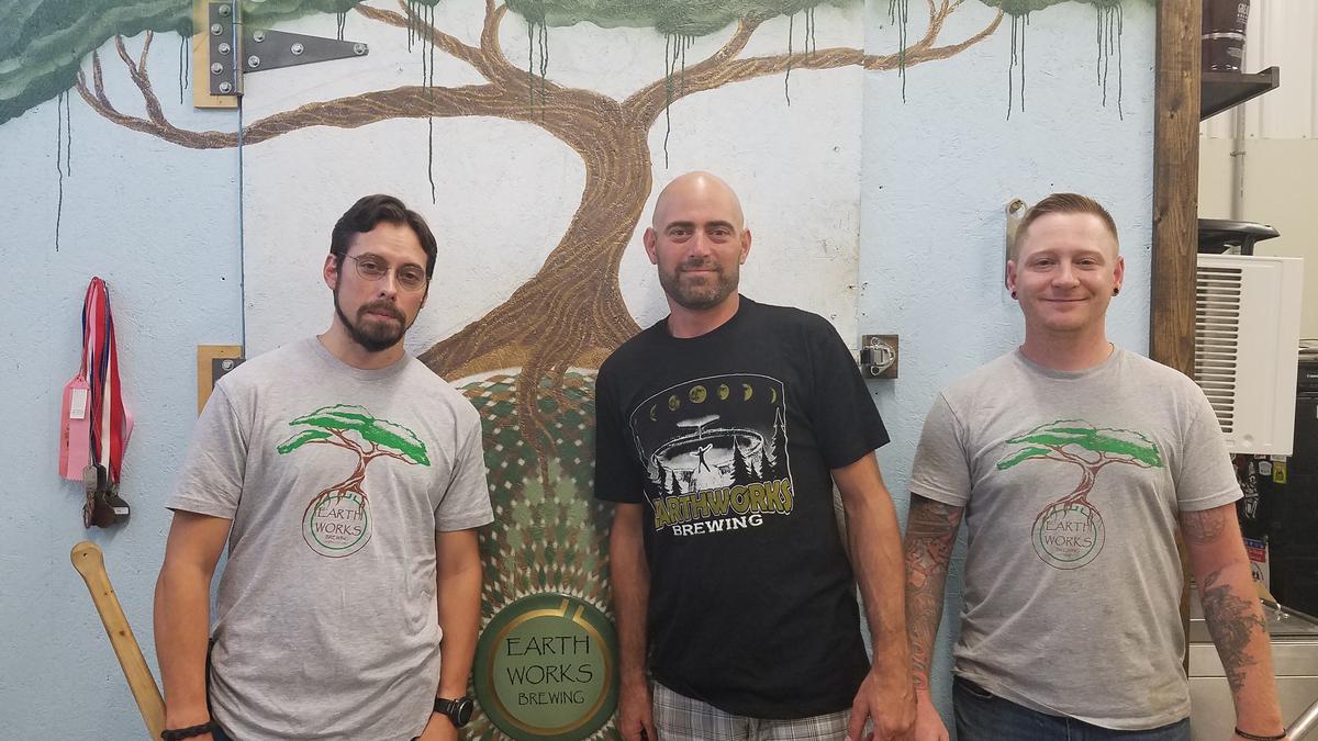 earthworks-brewing-steve-henry-brady-newton-jaron-mccoy-dje*1200xx4032-2268-0-378.jpg