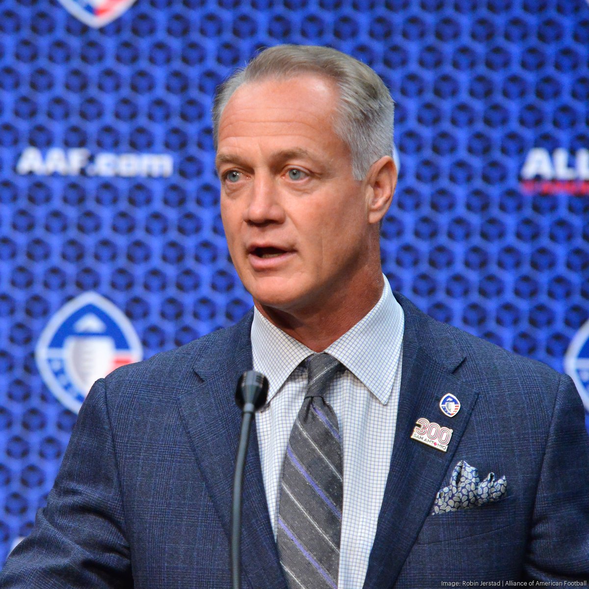 Former Dallas Cowboys Star Daryl Johnston Is New USFL President