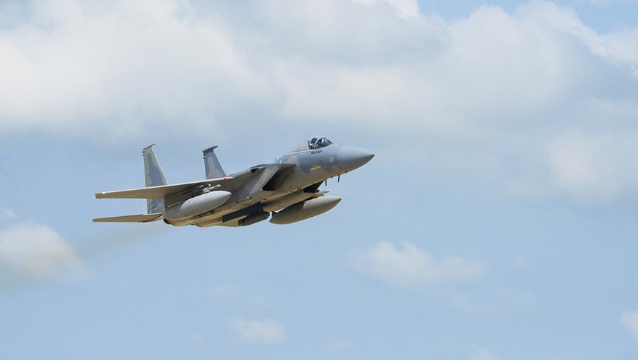 GE Aerospace wins $438M Air Force contract for F110 engine - Cincinnati ...