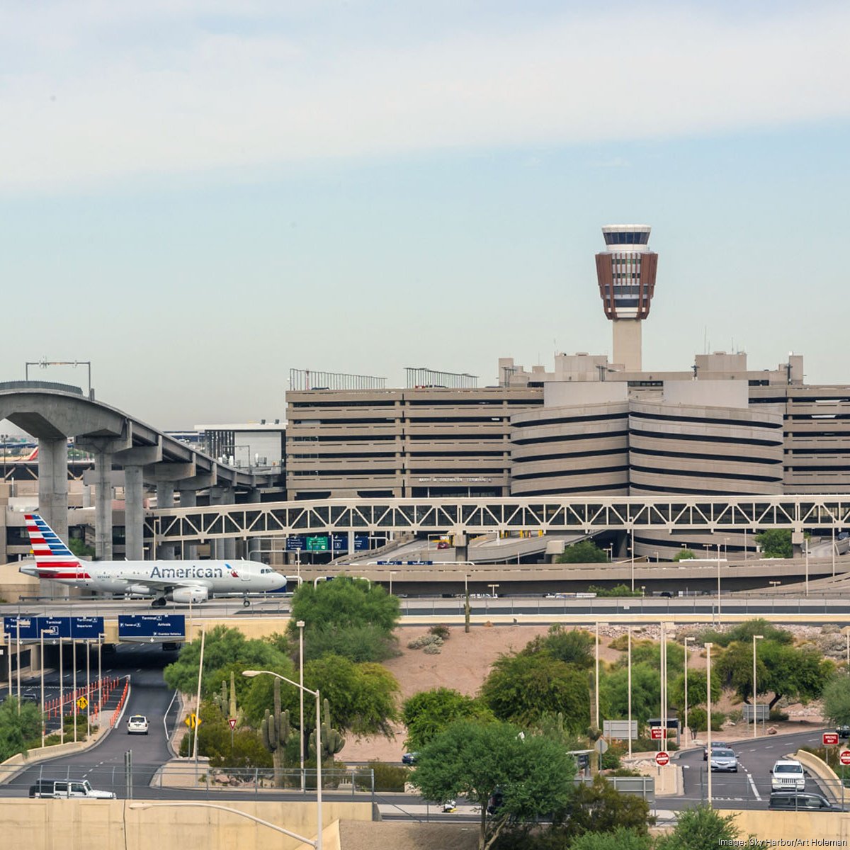 Phoenix airport parking lot sees major drop in revenue amid coronavirus  outbreak - Phoenix Business Journal, image size:1200x1200
