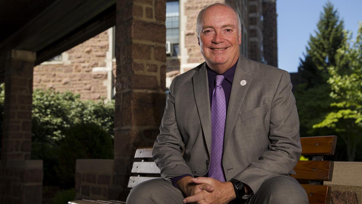 Michael Pressimone To Step Down From Fontbonne University - St. Louis Business Journal