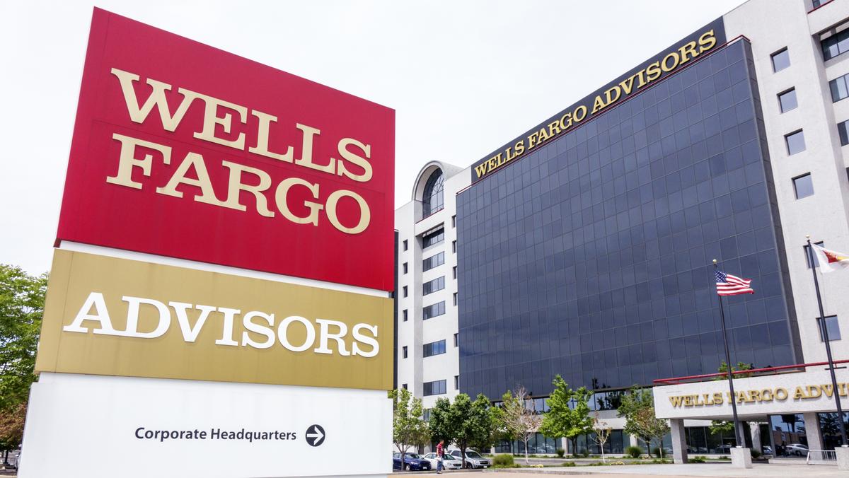 Wells Fargo, federal regulators reach settlement on antimoney