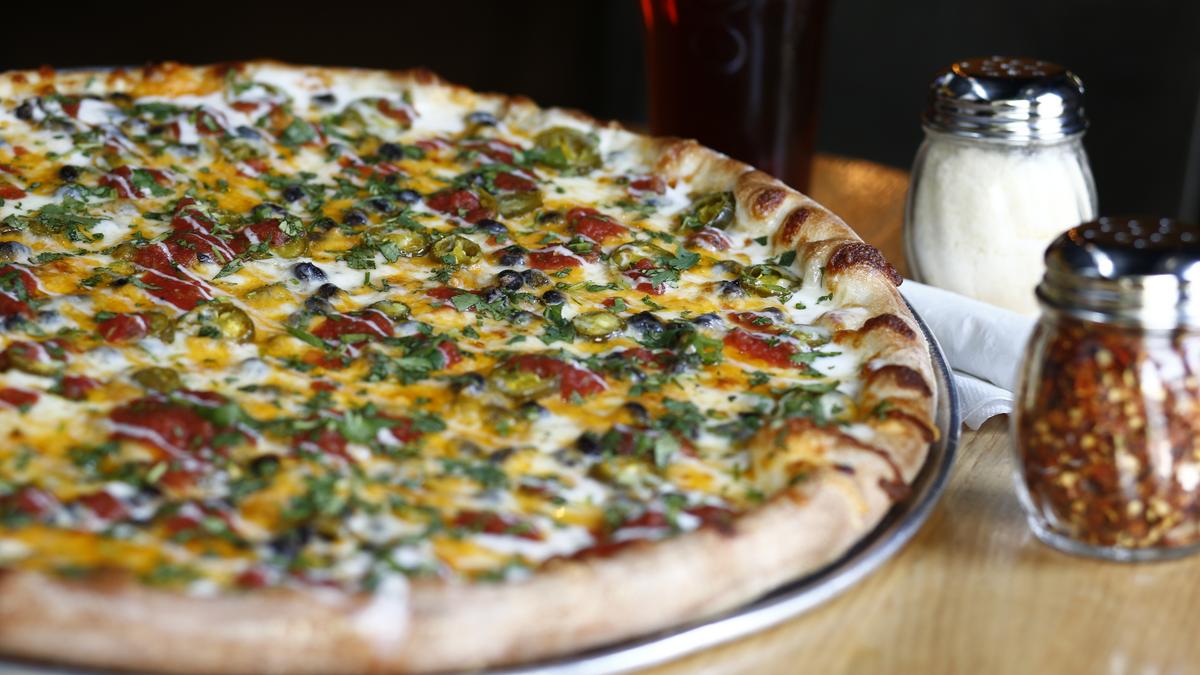 Pies & Pints to open third Alabama location at MidCity Huntsville in