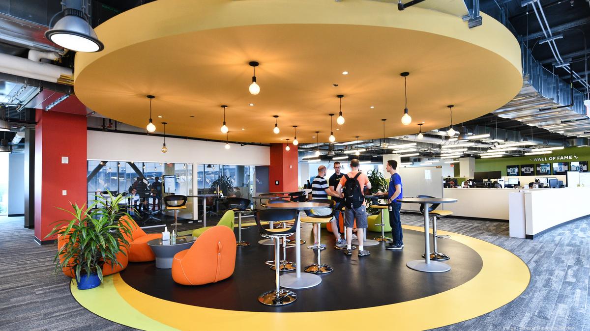 Dick's Sporting Goods partners with CommerceHub for multiyear deal