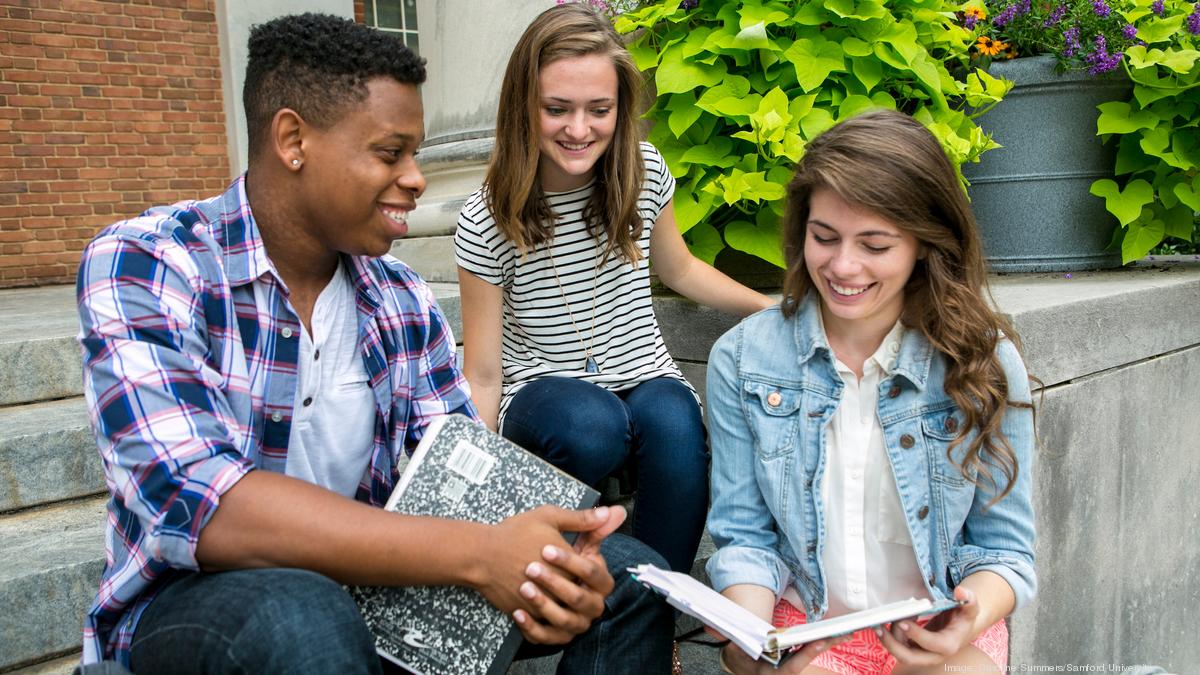 Samford University marks 10th consecutive year of record enrollment