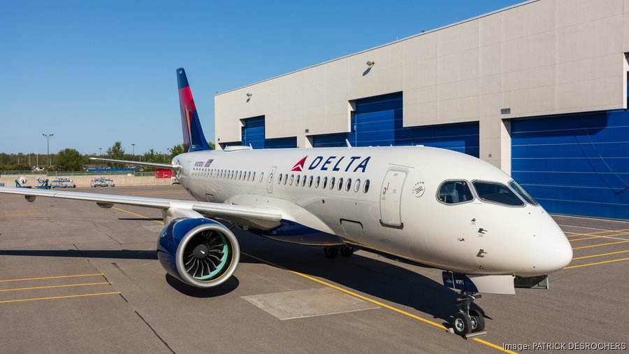 Delta A220-100 regional jet