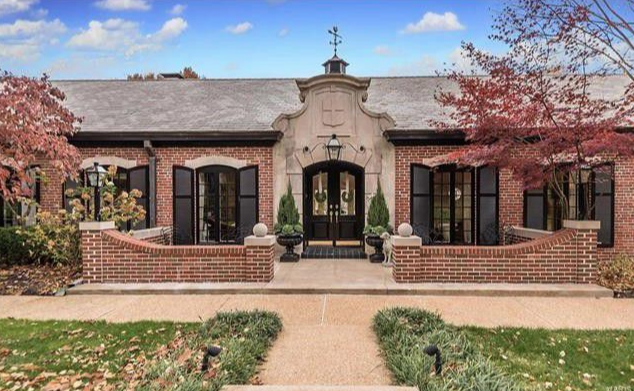 Former St. Louis Cardinals player Andy Van Slyke buys Ladue home