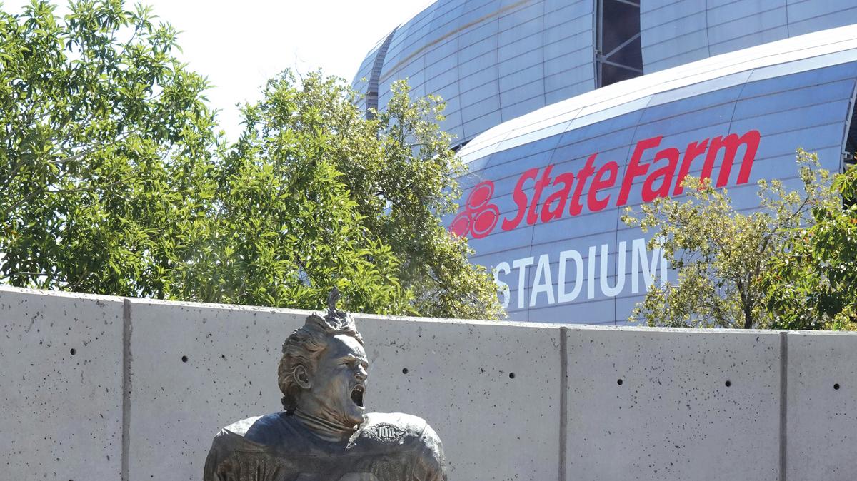 Arizona Cardinals stadium deal opens NFL door for State Farm in sports  advertising - Phoenix Business Journal