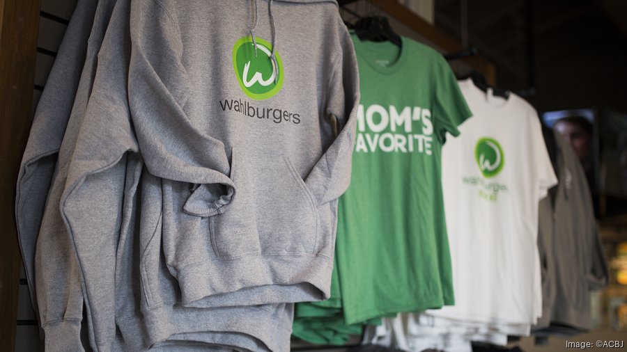 mom's favorite t shirt wahlburgers