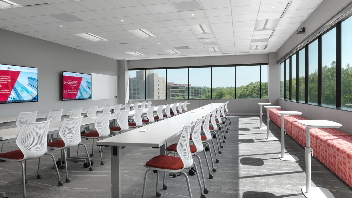 Coolest office spaces: Cushman & Wakefield expands with modernized office  focused on wellness - St. Louis Business Journal