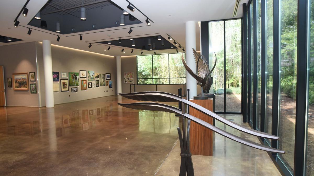 Alpharetta Arts Center opens, 'punctuates' movements in city's creative ...