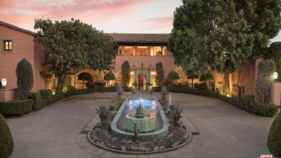 Historic Beverly Hills home once owned by Hearst lists for 135M L.A