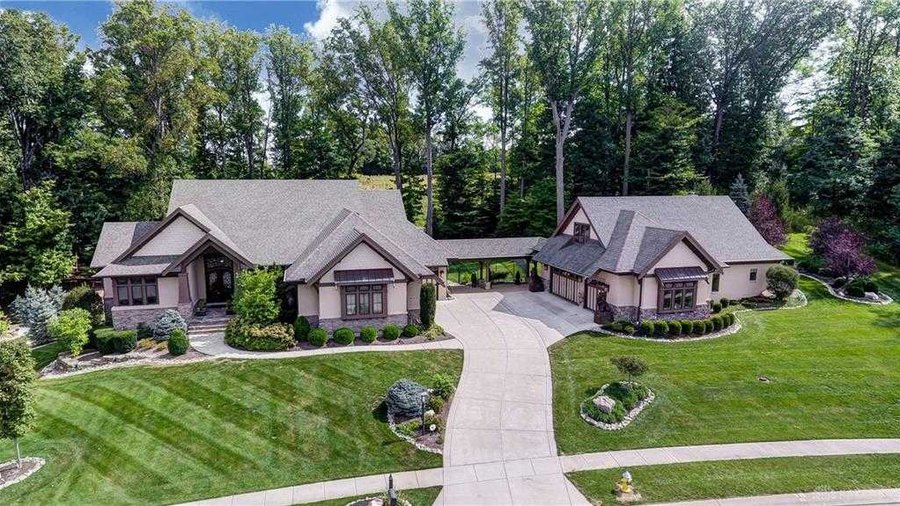 Luxury Bellbrook home on the market for 1.2M Dayton Business Journal
