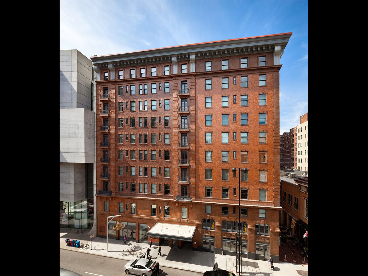 21c Museum Hotel Cincinnati sells for $25 million - Cincinnati
