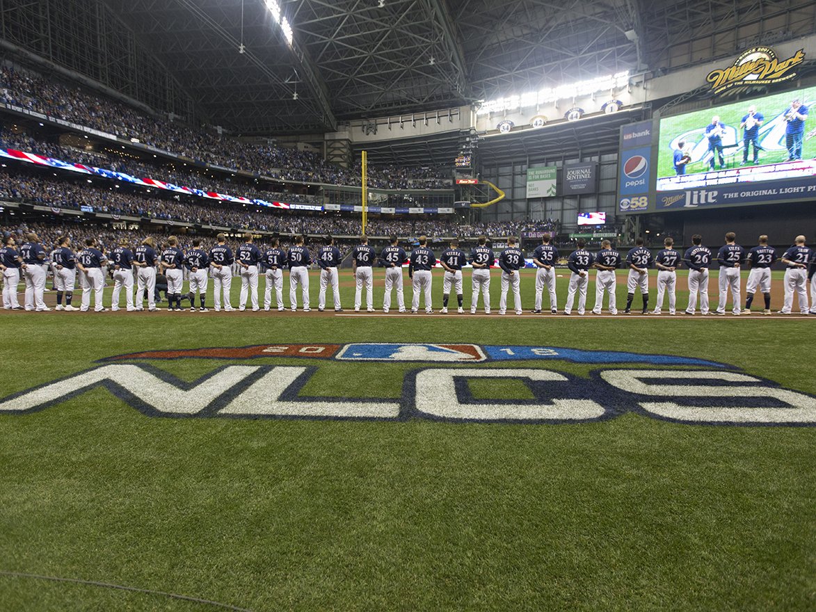 Milwaukee Brewers playoffs boosts Fox Valley business