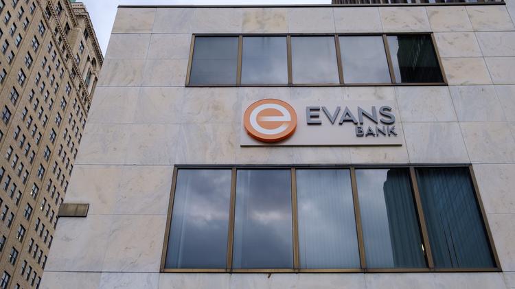 evans bank locations