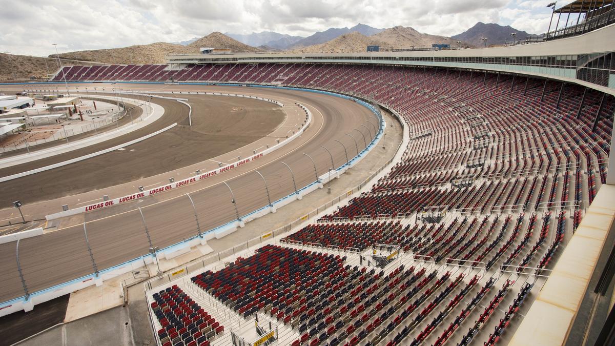 STATE 48 PACKAGE - Phoenix Raceway