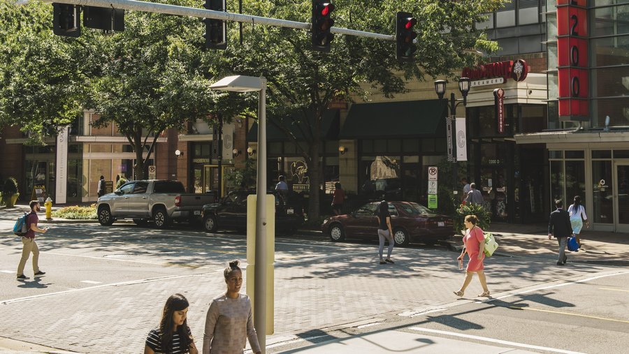 Amazon’s HQ2 to be split, with