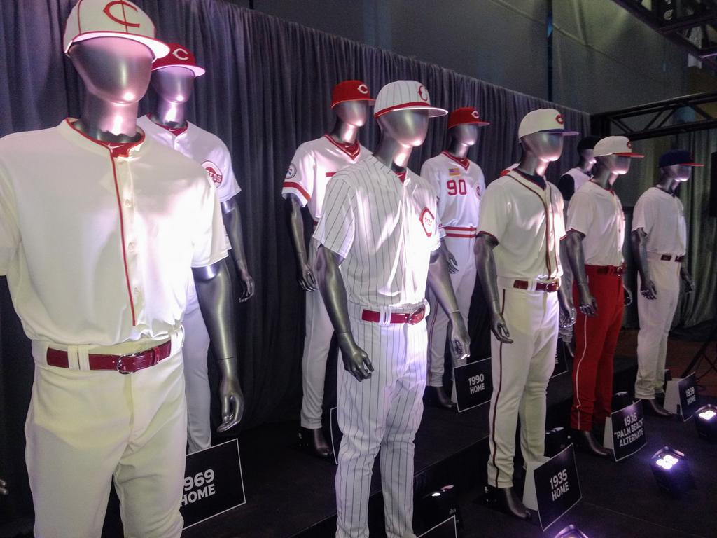 2019 reds throwback uniforms