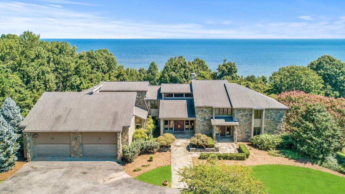 Live like Tom Clancy in his custombuilt Maryland estate on the water