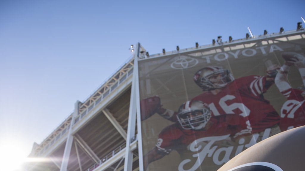 Take a virtual tour of the San Francisco 49ers' museum at Levi's