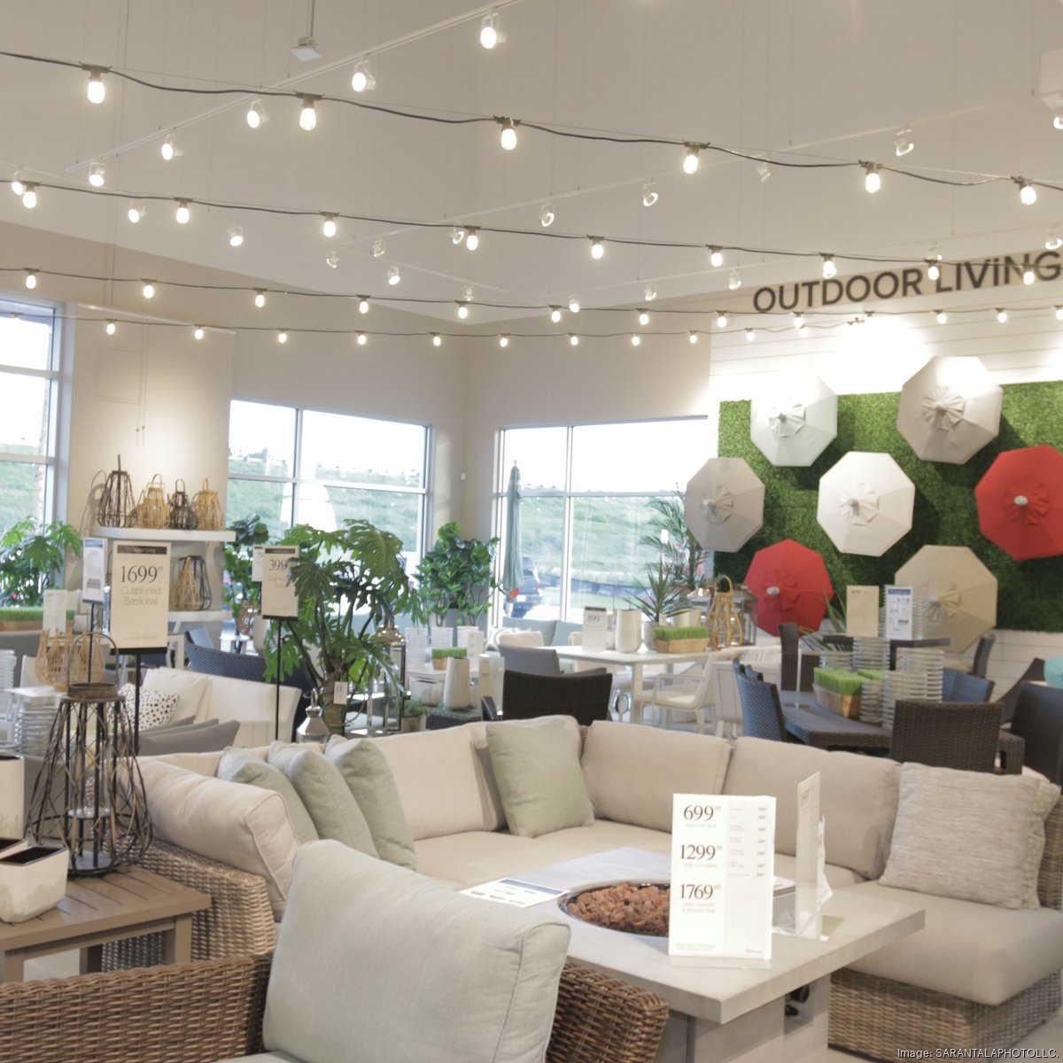 Rooms To Go Patio Furniture Store - Orlando (Millenia)