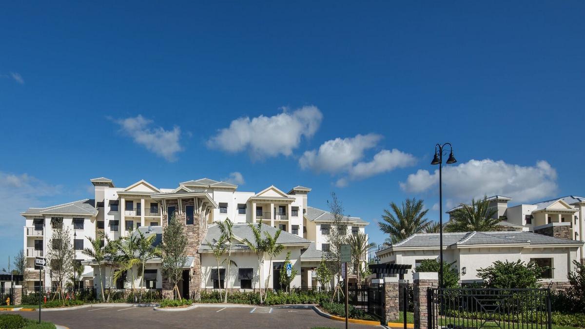 Carlyle Group and Alliance Residential sell Broadstone Plantation