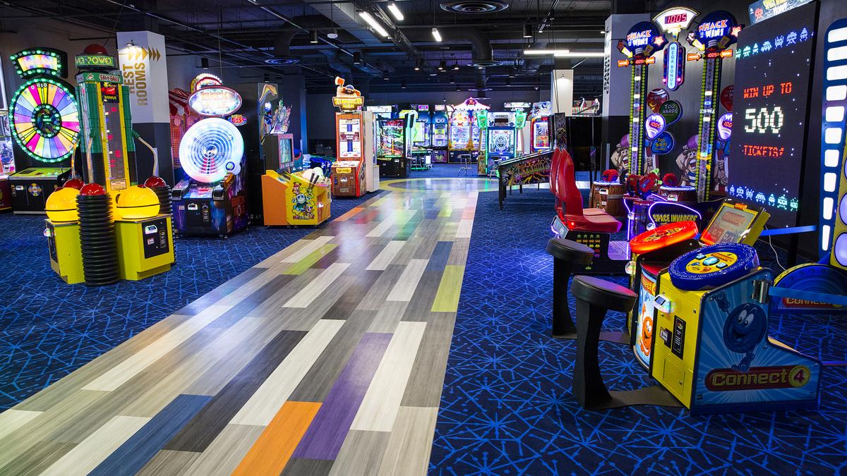 Round1 Bowling & Amusement opening at Jefferson Mall (PHOTOS