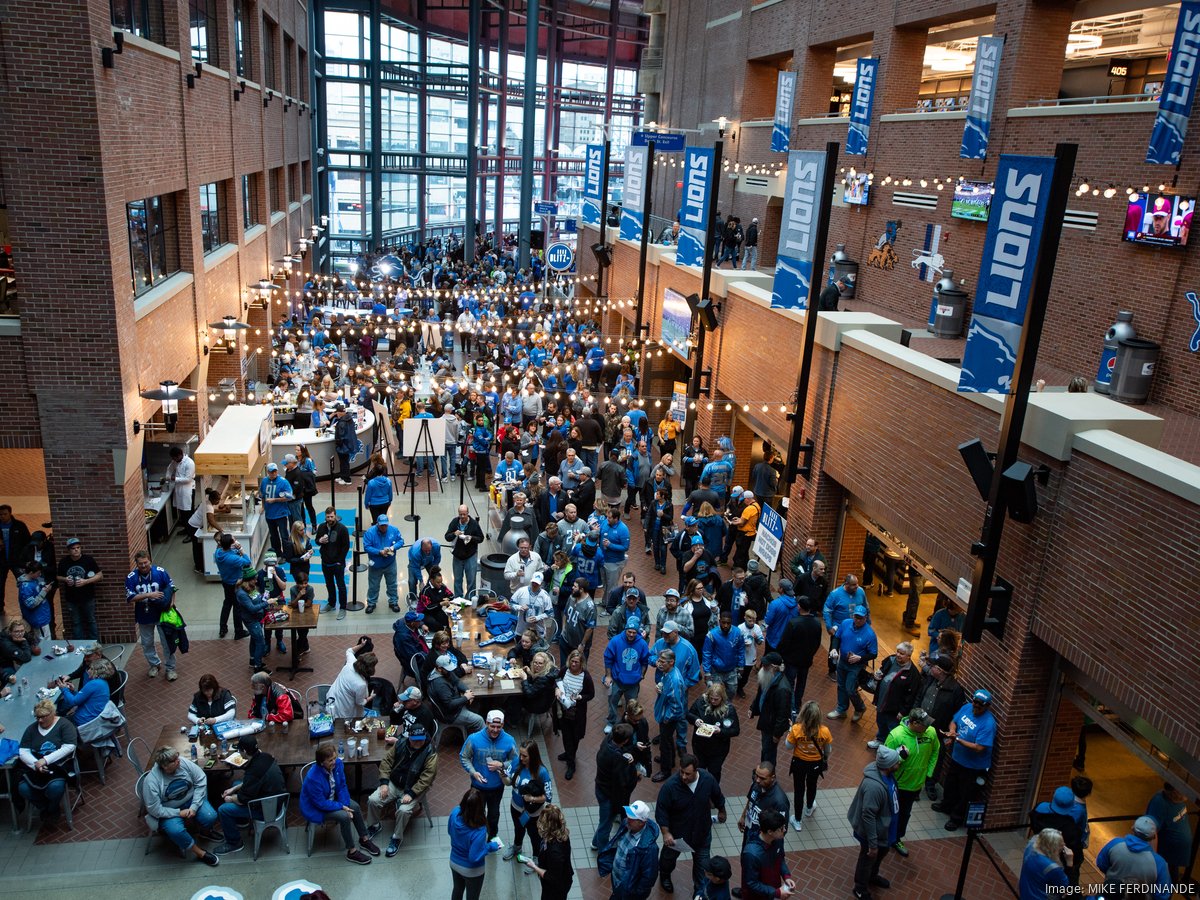 AT&T Stadium's Miller Lite House invites fans back for Cowboys