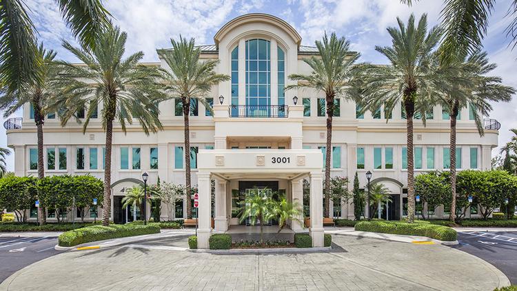 Seacoast Banking Center In Palm Beach Gardens Sold To Owens Realty