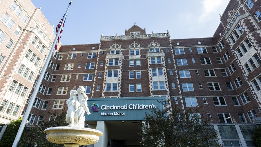 Vernon Manor paved way for minority investors Cincinnati Business Courier